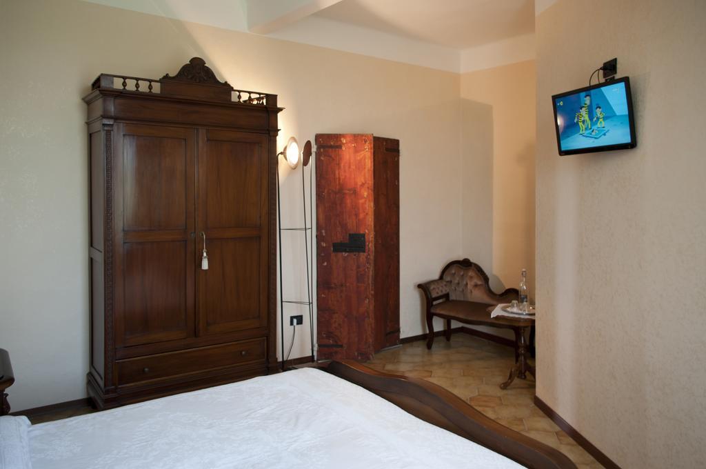 B&B Corte Leopoli Buscoldo Habitación foto